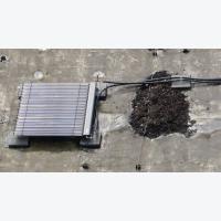 Solarthermischer Kollektor auf dem Dach der Schlauchpflege