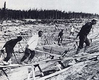 Auf dieser Großbaustelle beim Bau des Ostsee-Weißmeer-Kanals wurden auch Kulaken der 2. und 3. Kategorie als Zwangsarbeiter eingesetzt.