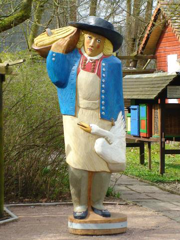 Honigverkäufer im Umweltzentrum Ahrensburg, © Hubert Sünnemann