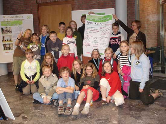 Klasse 5c vom Theodor-Mommsen-Gymnasium in der Klimaschutz-Ausstellung 2007